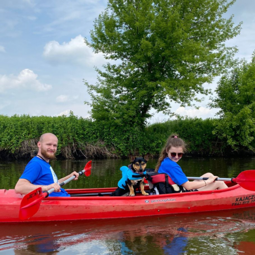 3 Wiola i Paweł na kajakach razem z hapsem